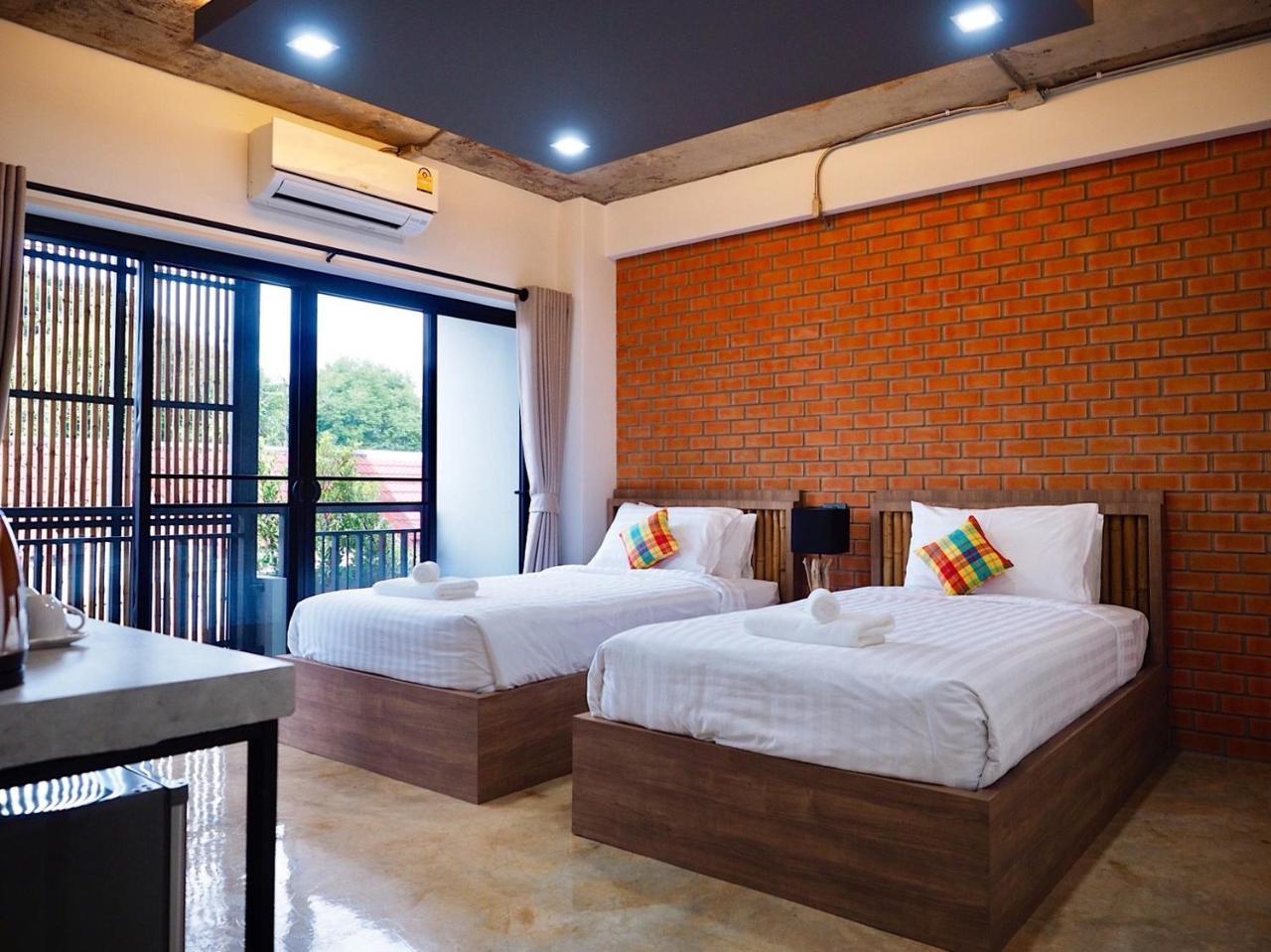 Hotel Luck Esan Loft Ubon Ratchathani Exterior foto